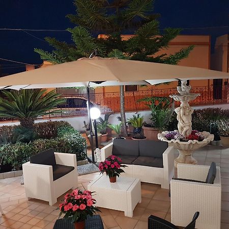 Il Giardino Di Elda Hotel Melissano Exterior photo